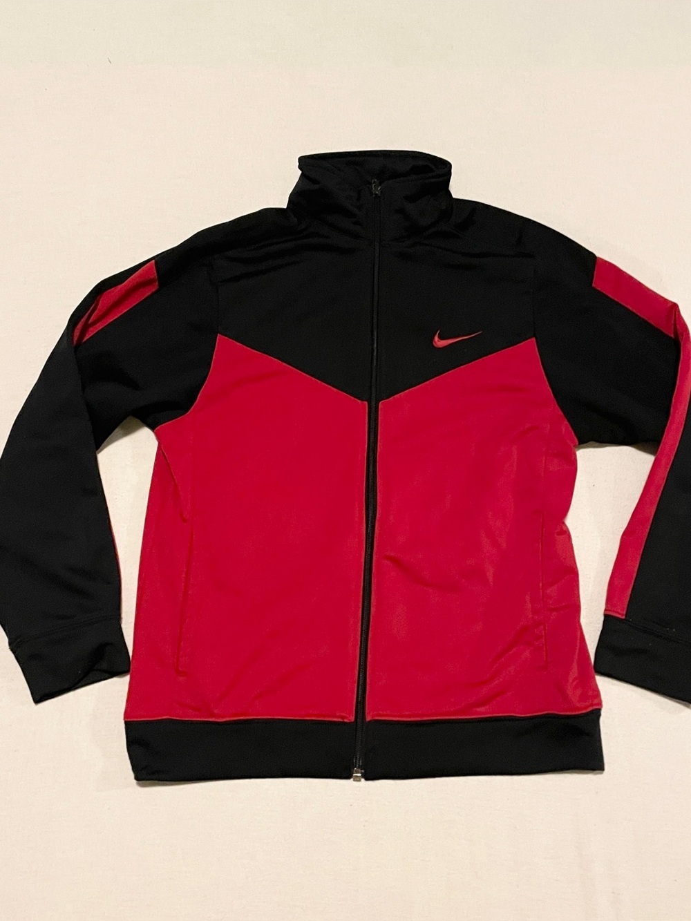 Nike Boys Large Red Black Full Zip Track Jacket Sportswear